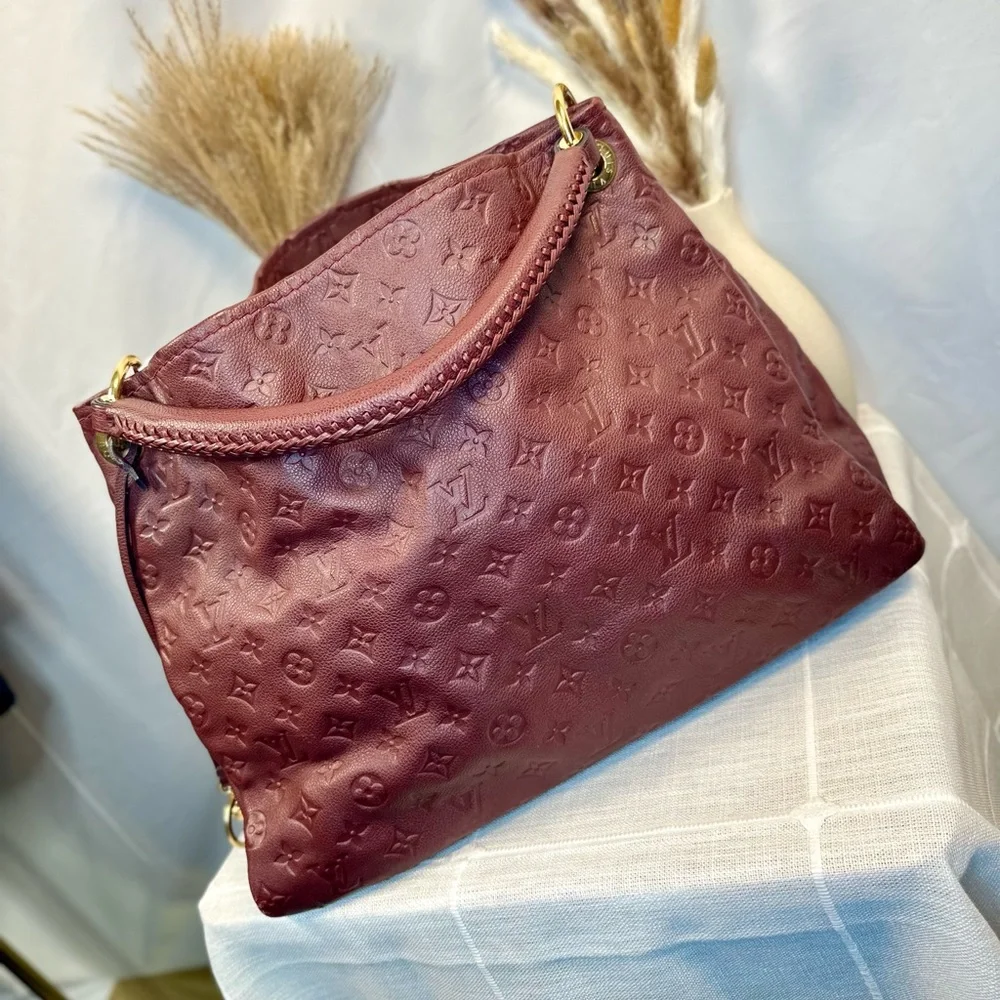 EUC Louis Vuitton Raisin Empreinte Monogram Leather Artsy MM